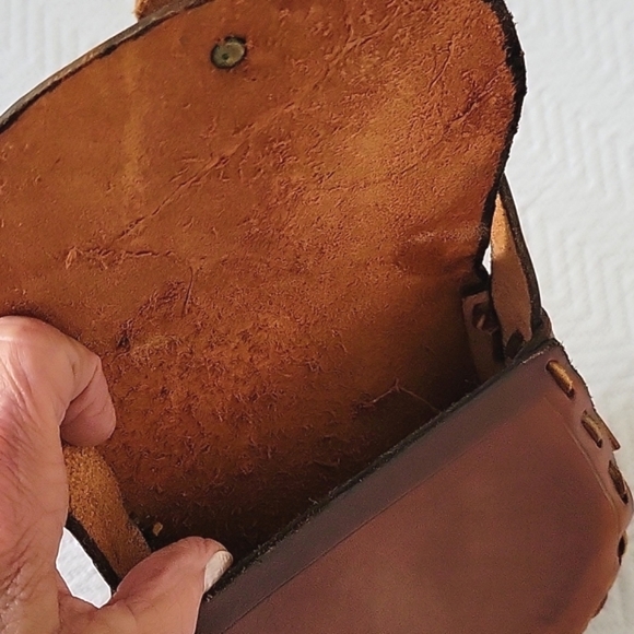 Vintage Tooled Leather Handbag - Picture 9 of 11